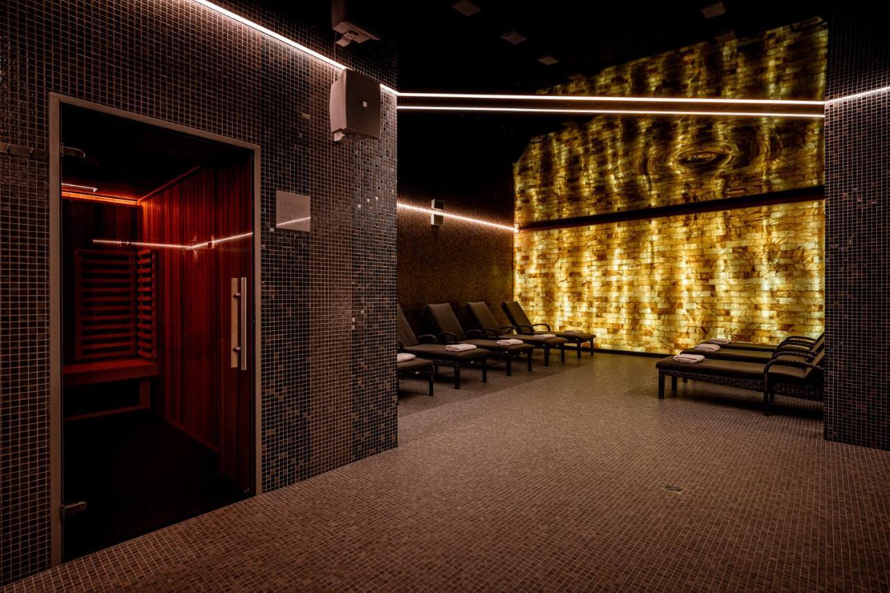 Platinum Mountain Hotel&Spa 스클라르스카포렘바 외부 사진 The spa at The Dorchester